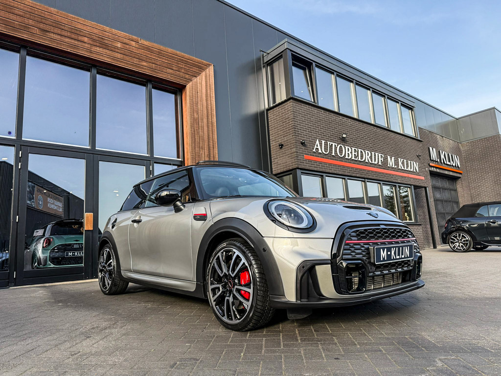 53385414