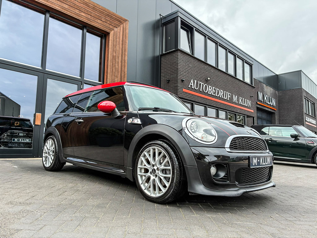 56497195